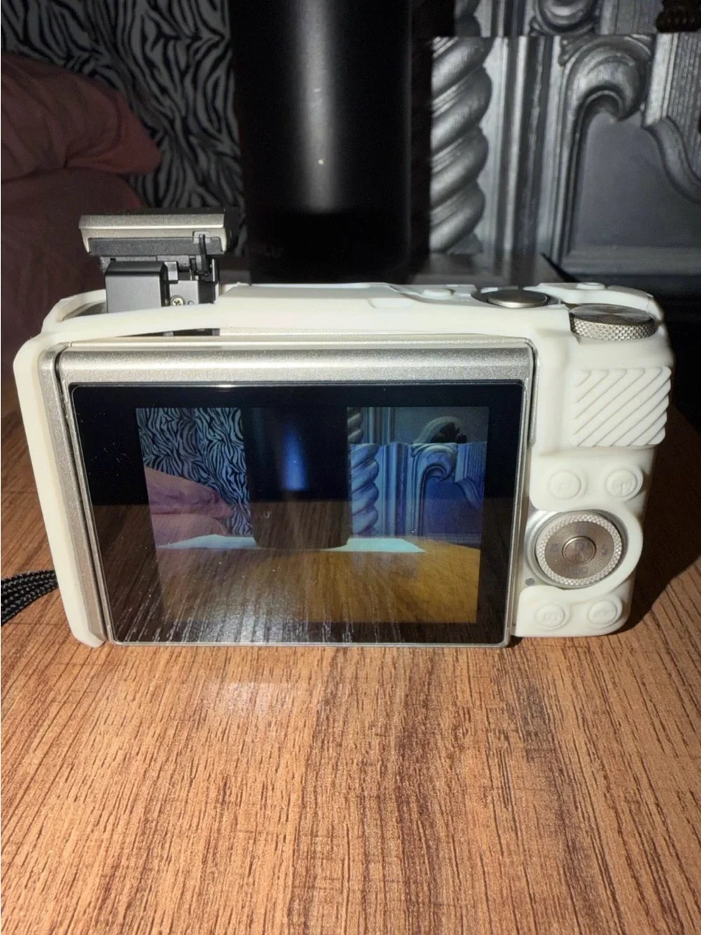 Canon White Digital Camera with Large LCD Screen